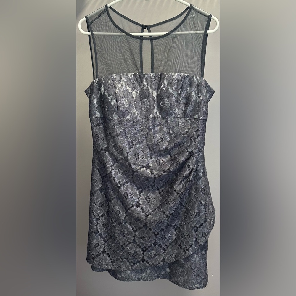 SCARLETT size 14 Gray Floral Lace Dress